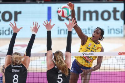 BERGAMO - PROSECCO DOC CARRARO IMOCO CONEGLIANO