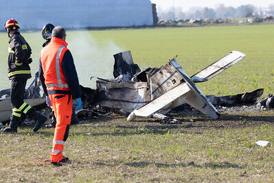 AEREO ULTRALEGGERO PRECIPITATO CONA