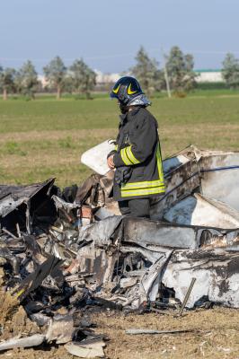 AEREO ULTRALEGGERO PRECIPITATO CONA