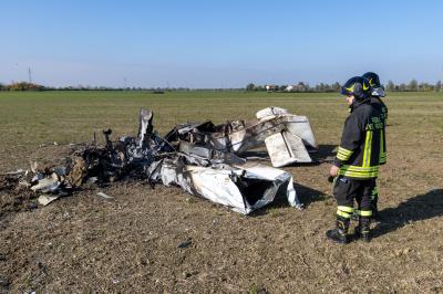 AEREO ULTRALEGGERO PRECIPITATO CONA