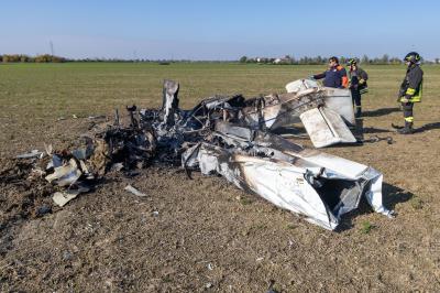 AEREO ULTRALEGGERO PRECIPITATO CONA