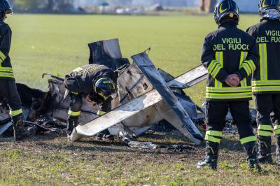 AEREO ULTRALEGGERO PRECIPITATO CONA