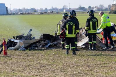 AEREO ULTRALEGGERO PRECIPITATO CONA