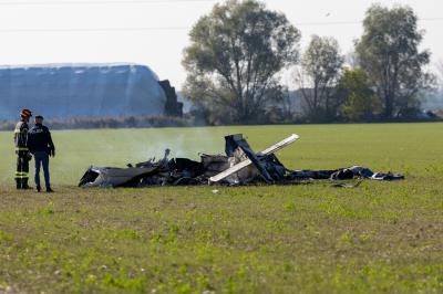 AEREO ULTRALEGGERO PRECIPITATO CONA