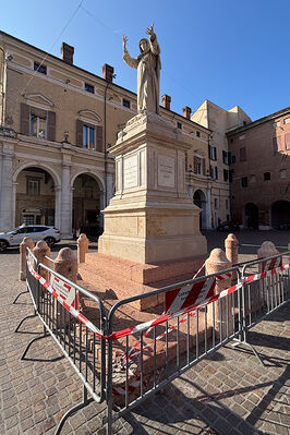 FITTONE STATUA SAVONAROLA ABBATTUTO