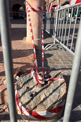 FITTONE STATUA SAVONAROLA ABBATTUTO