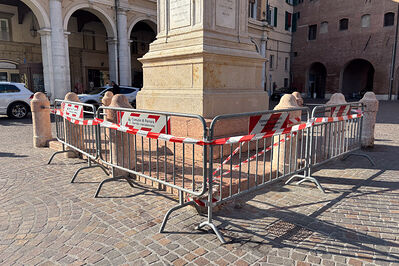 FITTONE STATUA SAVONAROLA ABBATTUTO