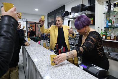 INAUGURAZIONE BAR MAI GUAI GRATTACIELO