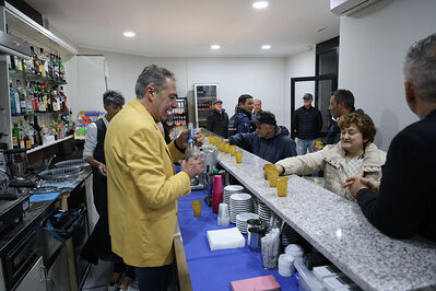 INAUGURAZIONE BAR MAI GUAI GRATTACIELO