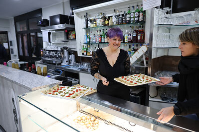 INAUGURAZIONE BAR MAI GUAI GRATTACIELO