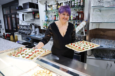 INAUGURAZIONE BAR MAI GUAI GRATTACIELO