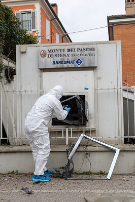 ASSALTO BANCOMAT SAN MARTINO