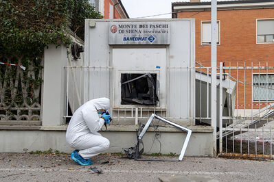 ASSALTO BANCOMAT SAN MARTINO