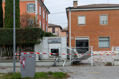 ASSALTO BANCOMAT SAN MARTINO