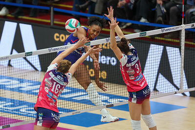 NUMIA VERO VOLLEY MILANO - IGOR GORGONZOLA NOVARA