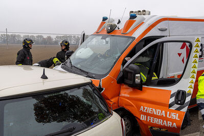 INCIDENTE SCONTRO AMBULANZA POROTTO