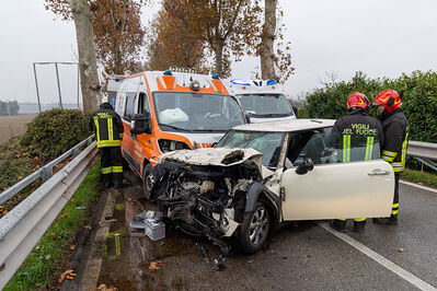 INCIDENTE SCONTRO AMBULANZA POROTTO