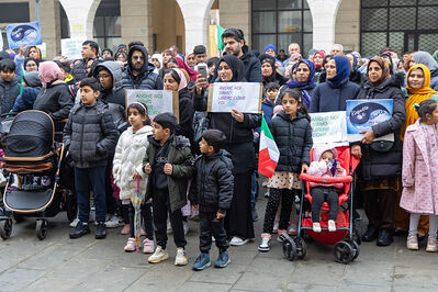 MANIFESTAZIONE PAKISTANI PORTOMAGGIORE
