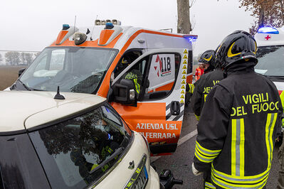 INCIDENTE SCONTRO AMBULANZA POROTTO