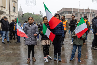 MANIFESTAZIONE PAKISTANI PORTOMAGGIORE