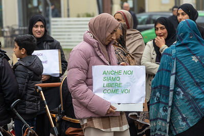 MANIFESTAZIONE PAKISTANI PORTOMAGGIORE