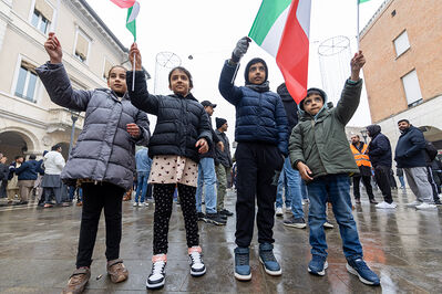 MANIFESTAZIONE PAKISTANI PORTOMAGGIORE