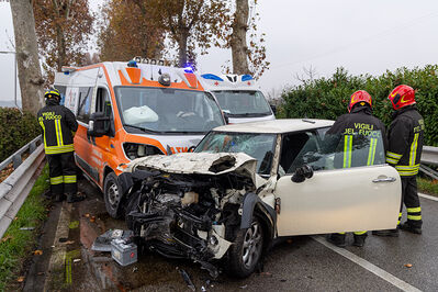 INCIDENTE SCONTRO AMBULANZA POROTTO