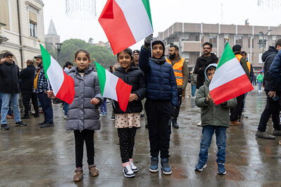 MANIFESTAZIONE PAKISTANI PORTOMAGGIORE
