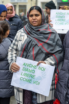 MANIFESTAZIONE PAKISTANI PORTOMAGGIORE
