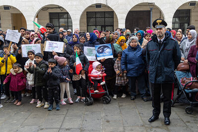 MANIFESTAZIONE PAKISTANI PORTOMAGGIORE