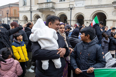 MANIFESTAZIONE PAKISTANI PORTOMAGGIORE