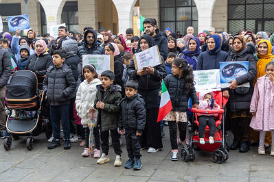 MANIFESTAZIONE PAKISTANI PORTOMAGGIORE