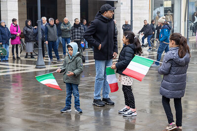 MANIFESTAZIONE PAKISTANI PORTOMAGGIORE