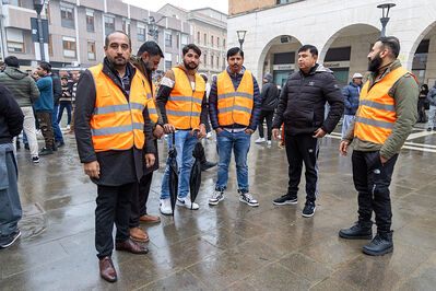 MANIFESTAZIONE PAKISTANI PORTOMAGGIORE