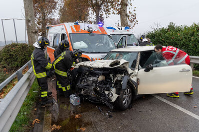 INCIDENTE SCONTRO AMBULANZA POROTTO