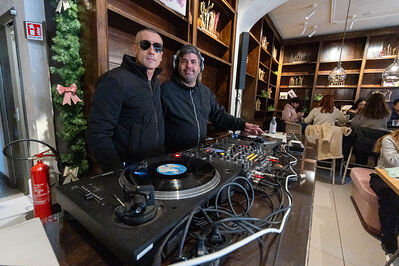 INAUGURAZIONE BRUNCH REPUBLIC PIAZZA MUNICIPIO