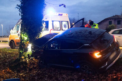 INCIDENTE AUTO VIA COPPARO PONTEGRADELLA