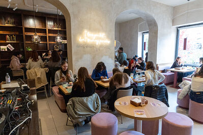 INAUGURAZIONE BRUNCH REPUBLIC PIAZZA MUNICIPIO