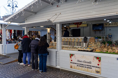 CASETTE DI NATALE PIAZZA TRENTO TRIESTE