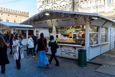 CASETTE DI NATALE PIAZZA TRENTO TRIESTE