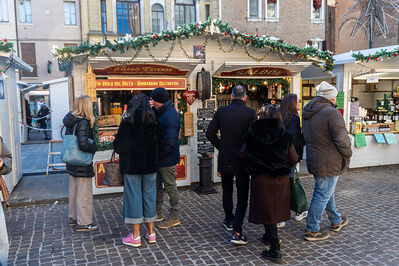 CASETTE DI NATALE PIAZZA TRENTO TRIESTE