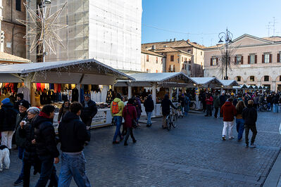 CASETTE DI NATALE PIAZZA TRENTO TRIESTE