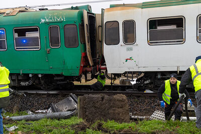 SCONTRO TRENO CAMION SENETICA