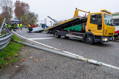 SCONTRO TRENO CAMION SENETICA