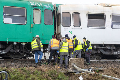 SCONTRO TRENO CAMION SENETICA