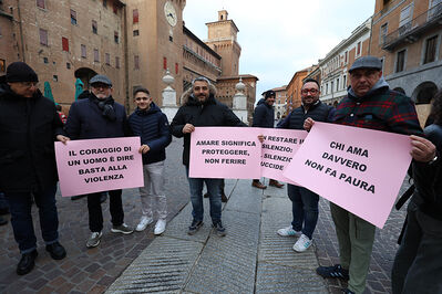 GIORNATA PER ELIMINAZIONE VIOLENZA CONTRO LE DONNE