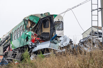 SCONTRO TRENO CAMION SENETICA