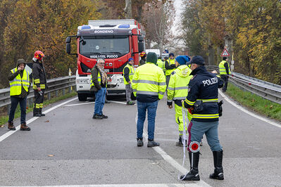 SCONTRO TRENO CAMION SENETICA