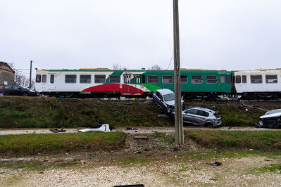 SCONTRO TRENO CAMION SENETICA