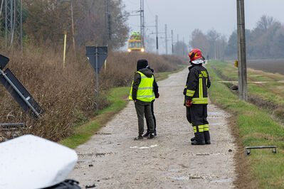 SCONTRO TRENO CAMION SENETICA